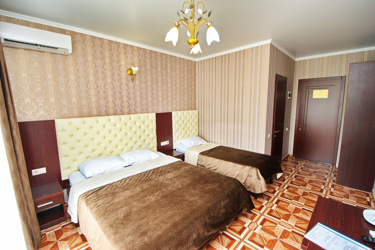 Отель Кастро Кабардинка